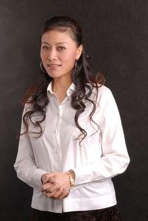 明星签名岳红,探寻明星背后的艺术魅力